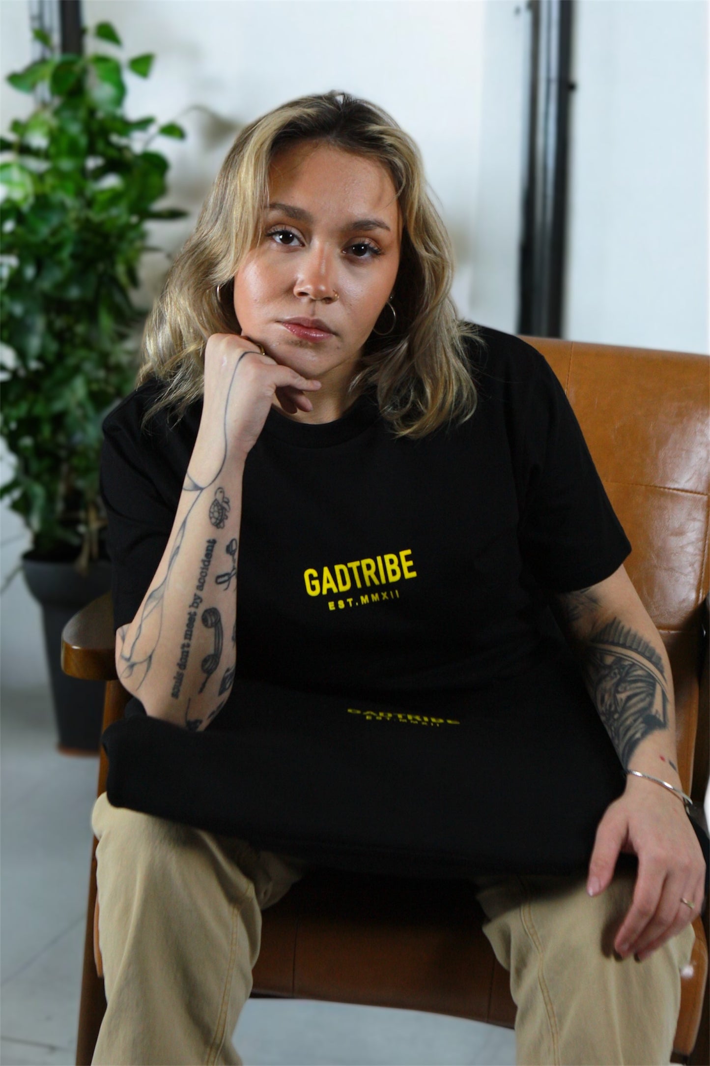 No Pretending Tee (black & yellow)