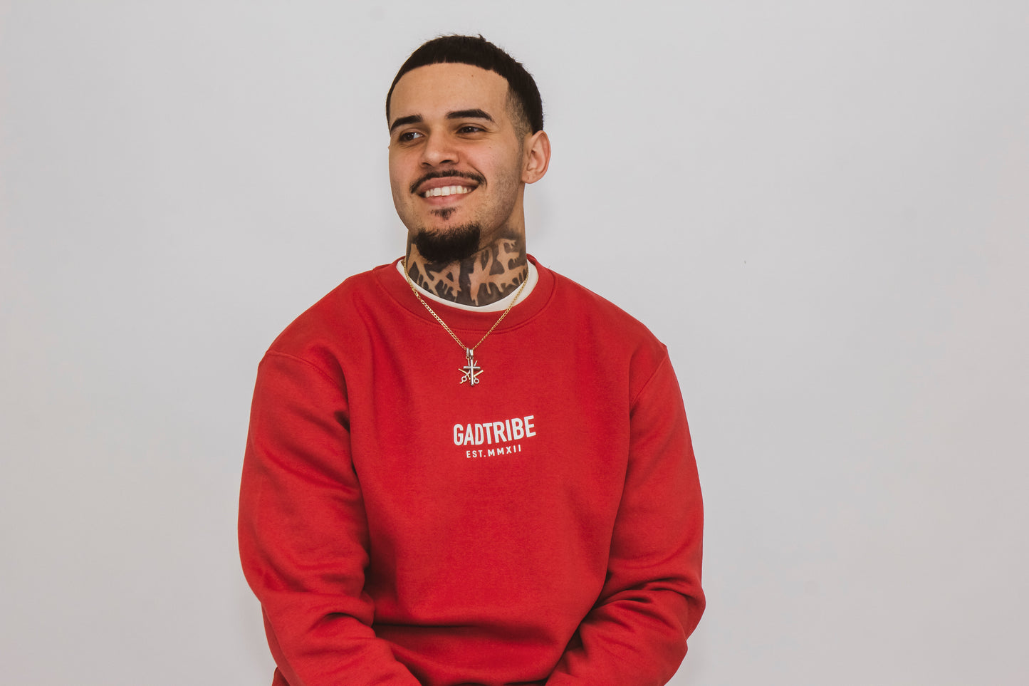 No pretending crew sweater (cardinal)
